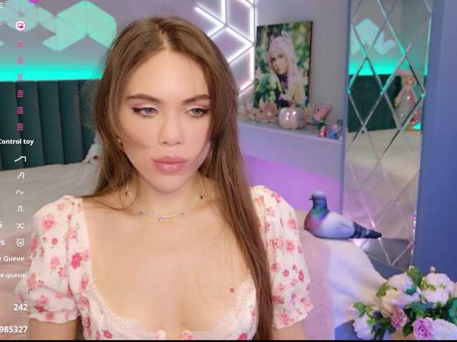 MimiFors live cam on BongaCams