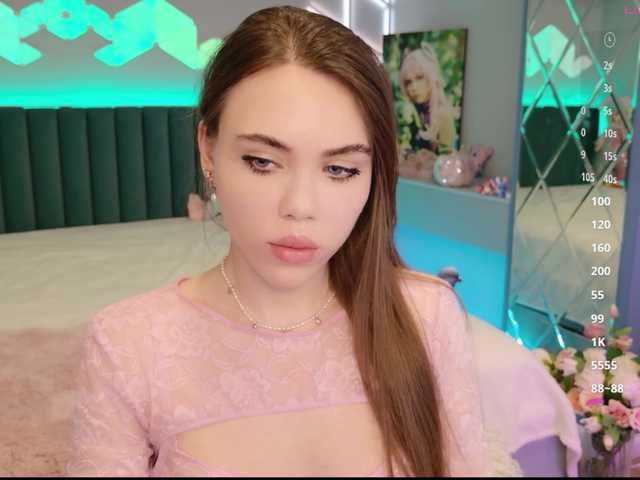 MimiForce live cam on BongaCams