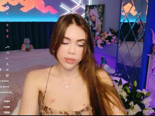 MimiFors live female cam on bongacams