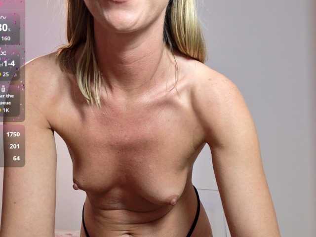 Roxanequinn Canlı Cam: BongaCams