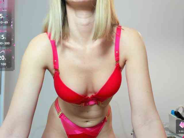 Roxanequinn webcam