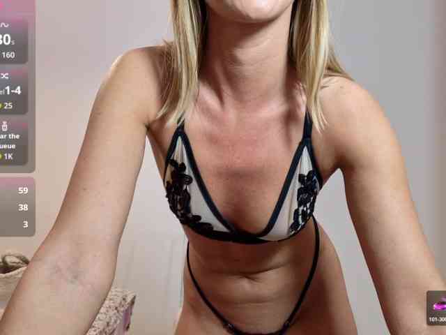 Roxanequinn webcam