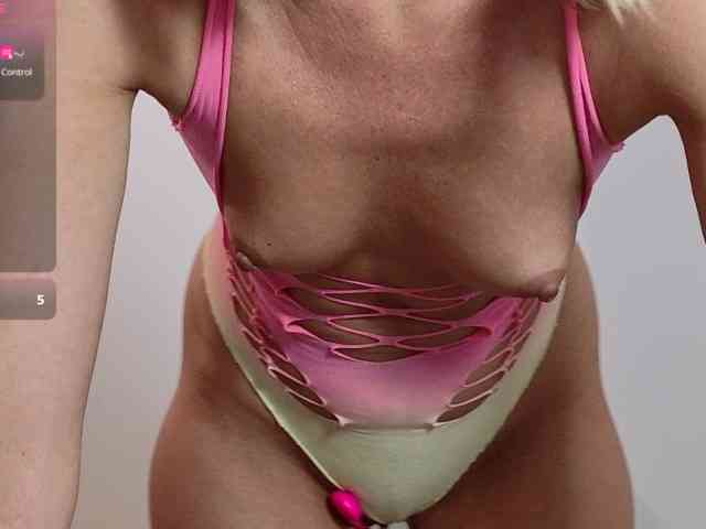 Roxanequinn webcam