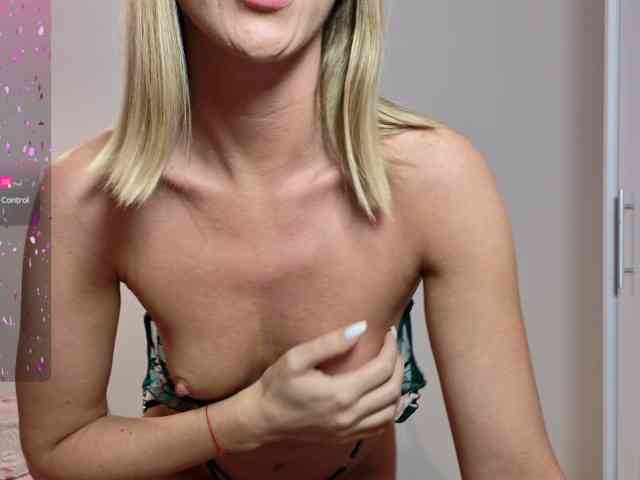 Roxanequinn webcam