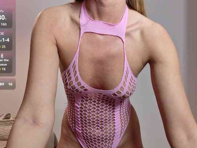 Roxanequinn webcam