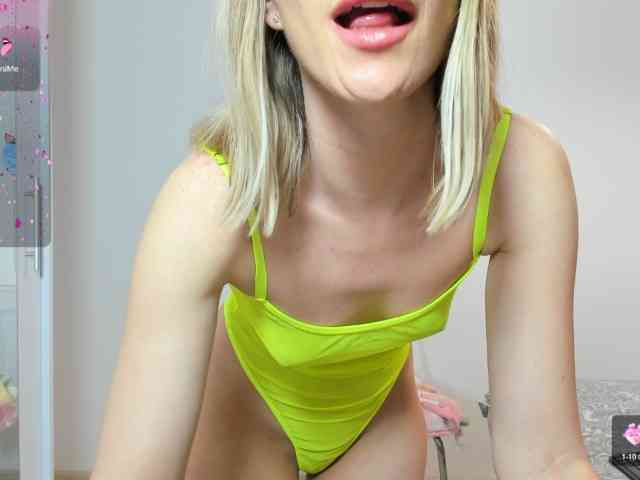 Roxanequinn webcam