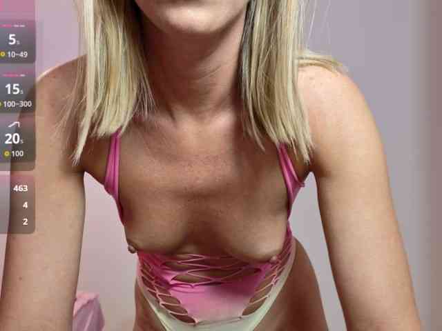 Roxanequinn webcam