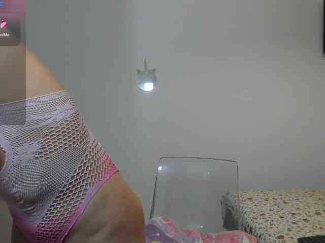 Roxanequinn webcam