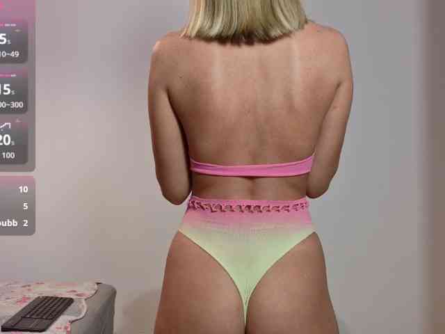 Roxanequinn webcam