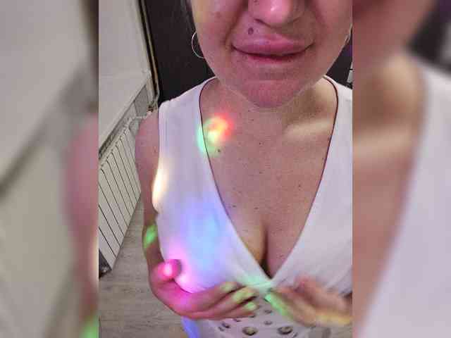 Vladlena55 webcam