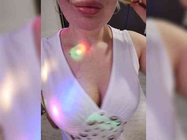 Vladlena55 webcam