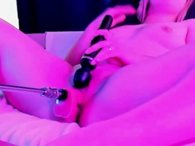 SweetSadness live cam on BongaCams