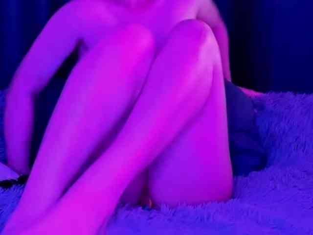 SweetSadness webcam