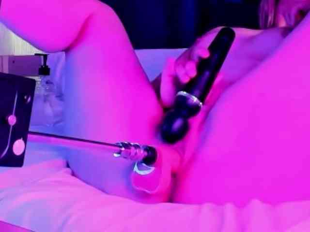 SweetSadness webcam