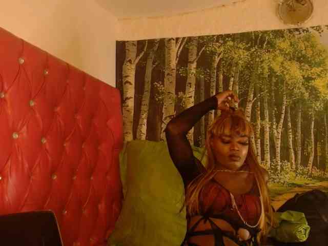 Lucile-Carrie Sex Cam Show