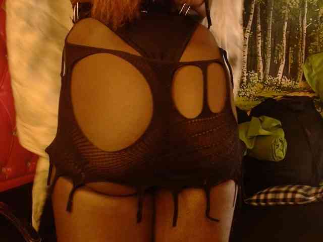 Lucile-Carrie Sex Cam Show