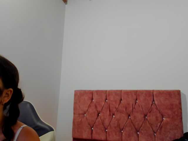 scarleth18 live cam on BongaCams