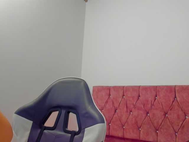 scarleth18 live cam on BongaCams
