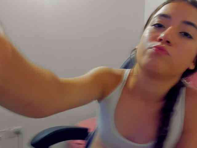 scarleth18 webcam