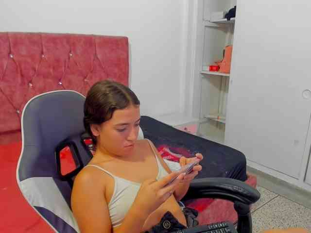 scarleth18 webcam