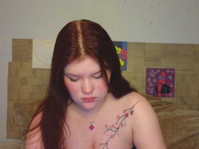 Lasey live cam on BongaCams