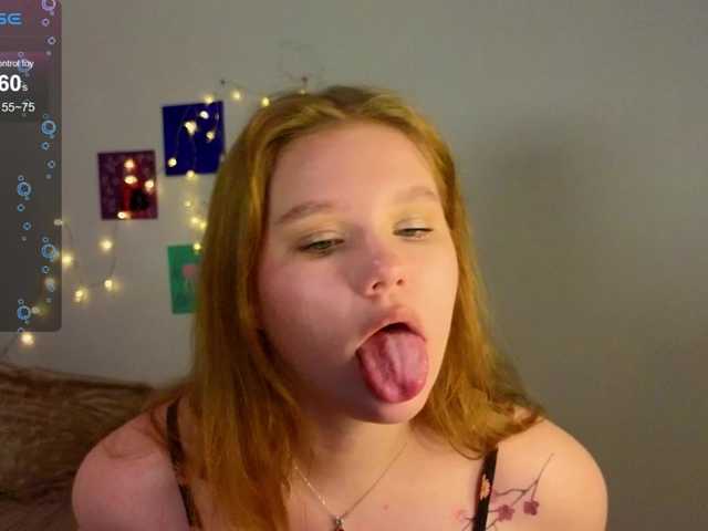Lasey's BongaCams show and profile