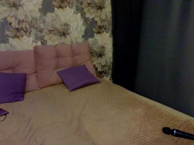 Lasey live cam on BongaCams
