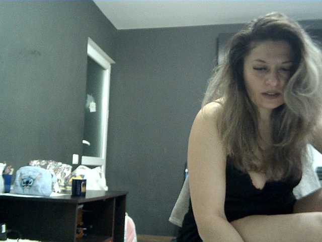 lionessmom's BongaCams show and profile