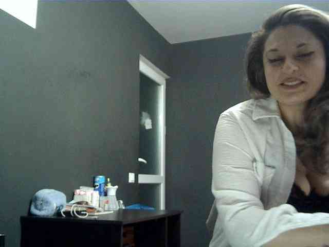 lionessmom webcam
