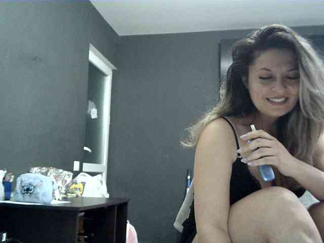 lionessmom webcam