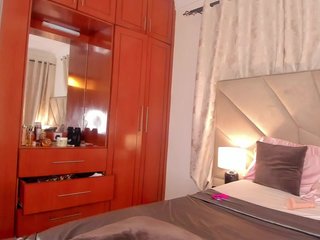 serena_'s Live Webcam