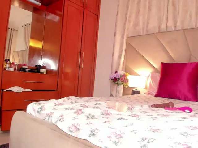 jasminmelonsa, en directo ahora en BongaCams