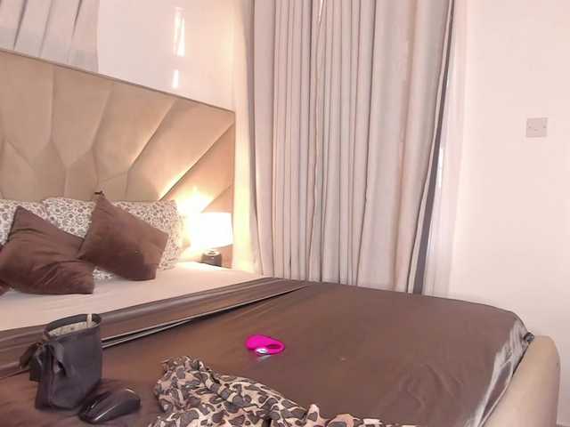 jasminmelonsa's BongaCams show and profile