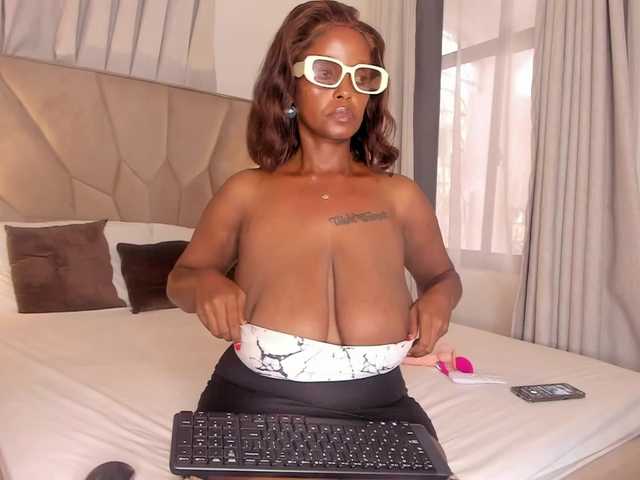 jasminmelonsa's BongaCams show and profile