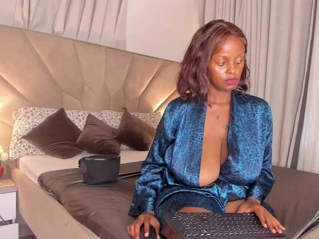 jasminmelonsa's BongaCams show and profile