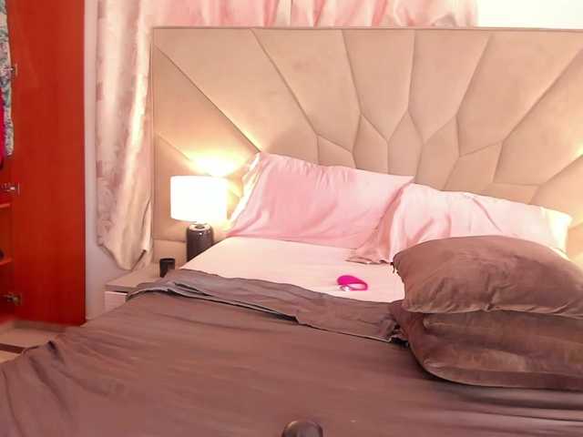 jasminmelonsa live cam on BongaCams