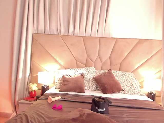 jasminmelonsa live cam on BongaCams