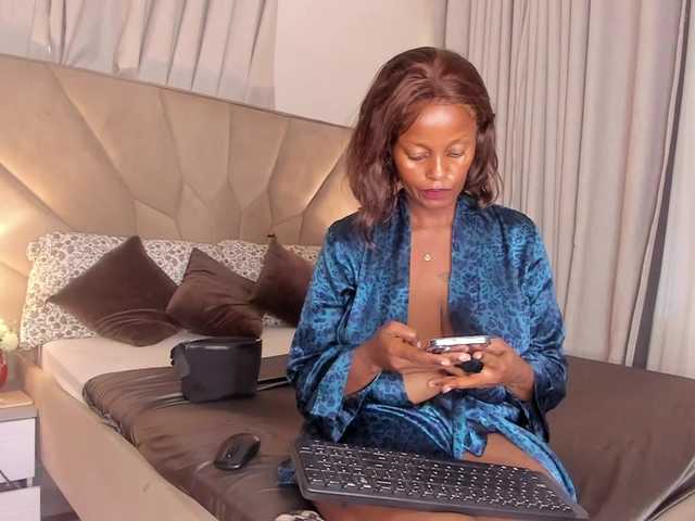 jasminmelonsa's BongaCams show and profile