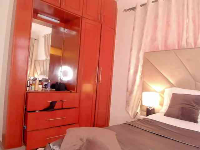 serena_ webcam