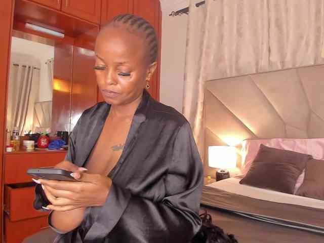 serena_ webcam