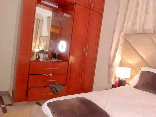 serena_ webcam
