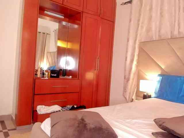 serena_ webcam