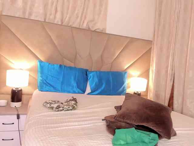 serena_ webcam