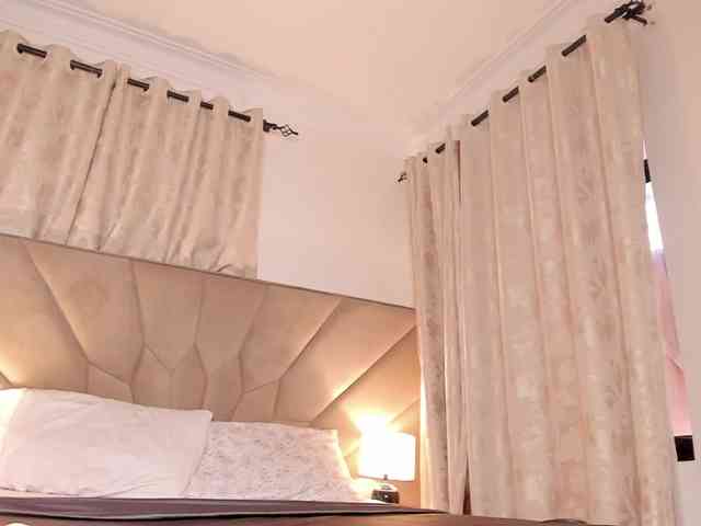 serena_ webcam