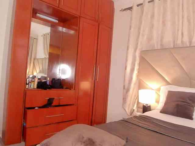 serena_ webcam