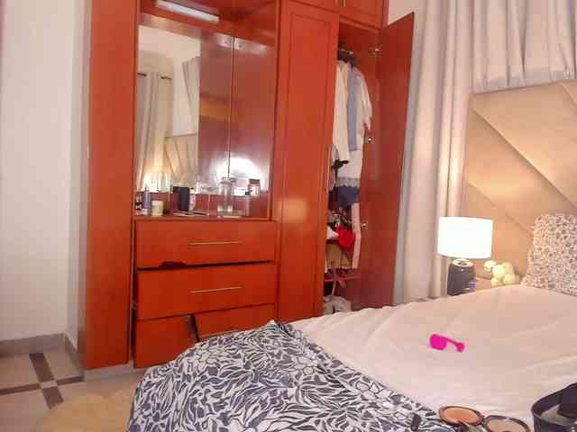 serena_ webcam