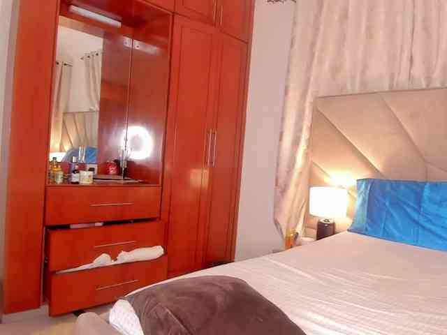 serena_ webcam