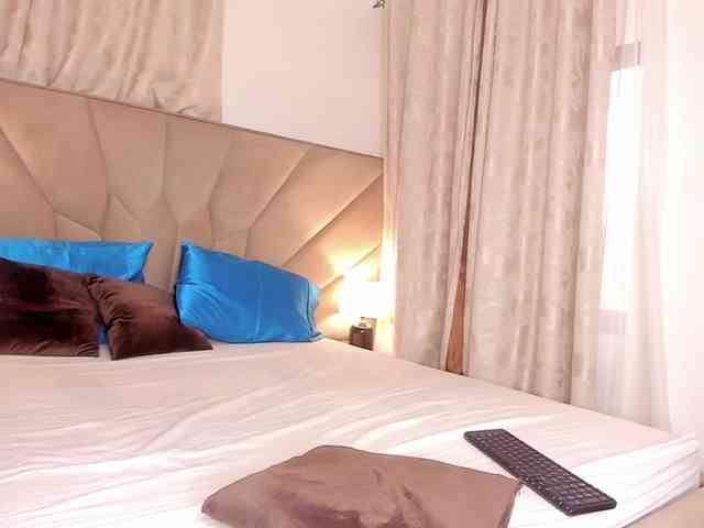 serena_ webcam