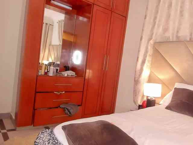 serena_ webcam