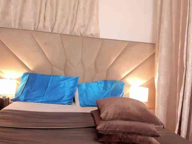 serena_ webcam